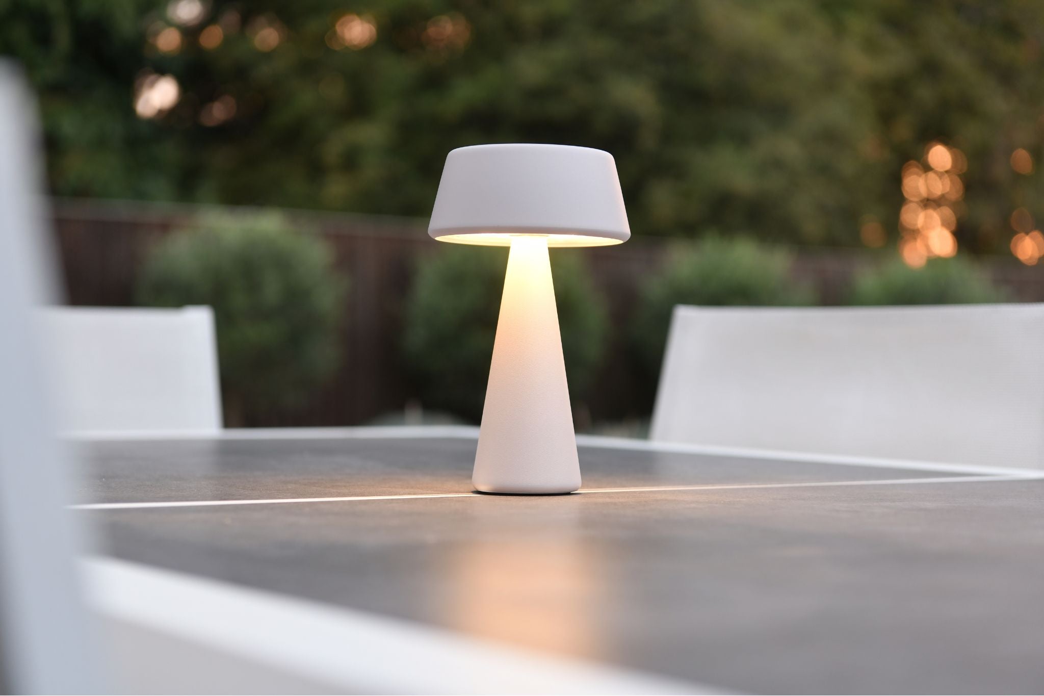 Extreme Lounging B-Outdoor Lamp Silver White